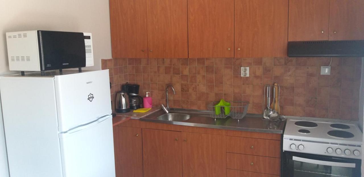 The George Apartments Nea Kallikrateia Екстериор снимка